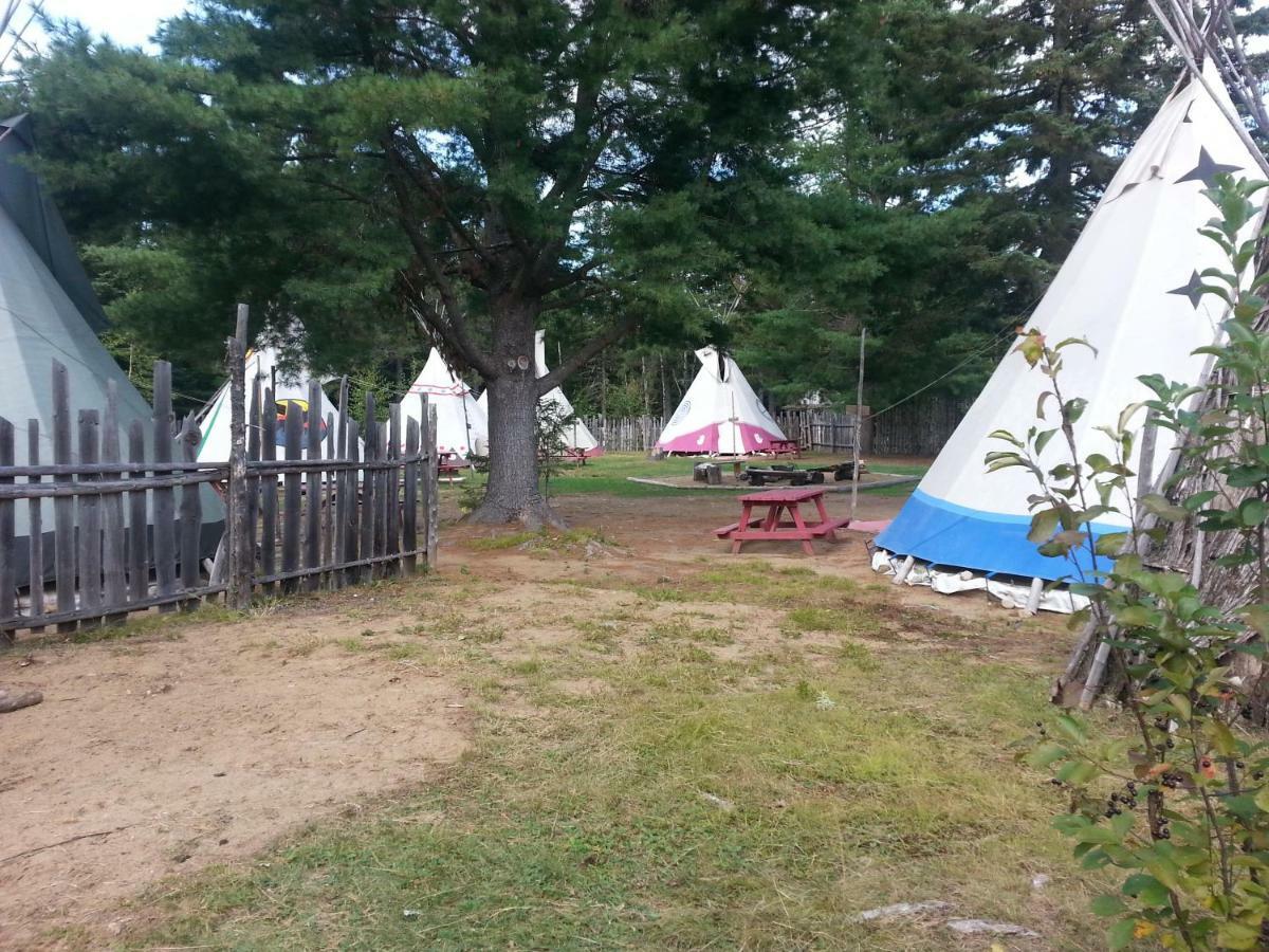 L'Auberge Refuge Du Trappeur سانت ماتيو دو بارك المظهر الخارجي الصورة